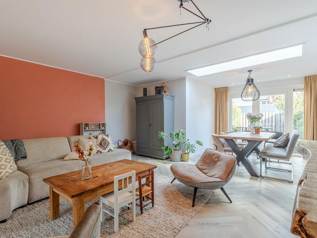 Prinses Ireneweg 12, Oud-Alblas