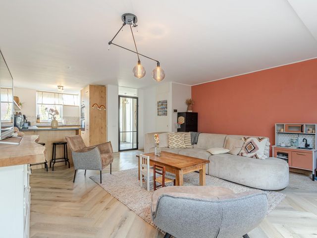 Prinses Ireneweg 12, Oud-Alblas