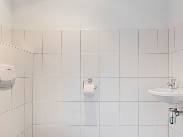 Honingeter 27, Dirksland