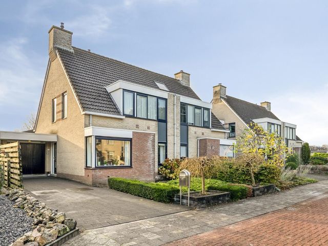 Rembrandtstraat 26, IJsselmuiden