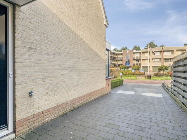 Rembrandtstraat 26, IJsselmuiden