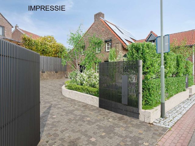 Loverixplein 12A, Banholt