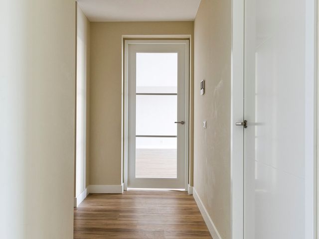 Perzikweg 136, Leiden