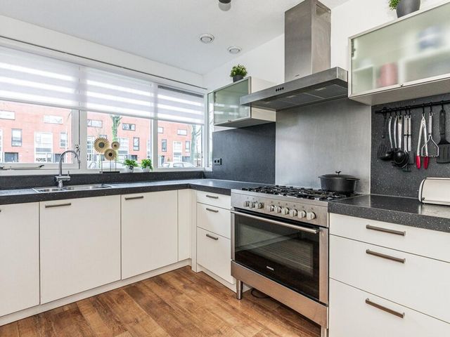 Klokkengieterlaan 80, Zwolle
