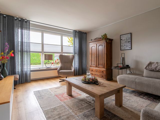 Prinsesselaan 42, Veenendaal