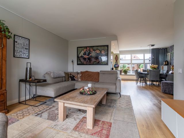 Prinsesselaan 42, Veenendaal