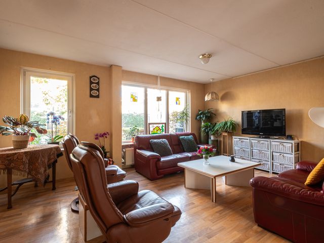 De Koperwiek 77, Almelo