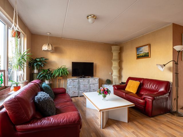 De Koperwiek 77, Almelo