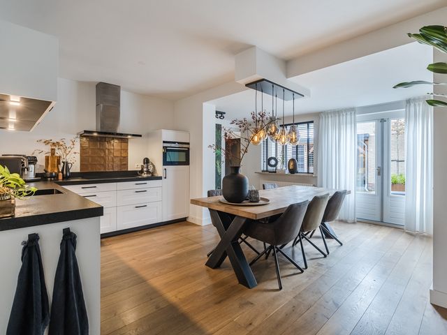 De Eikelaars 5, Vroomshoop