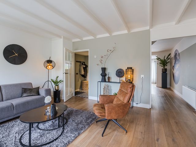 De Eikelaars 5, Vroomshoop