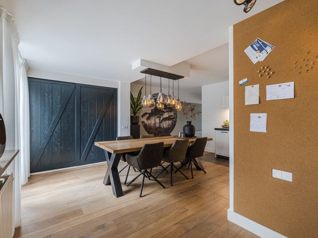 De Eikelaars 5, Vroomshoop