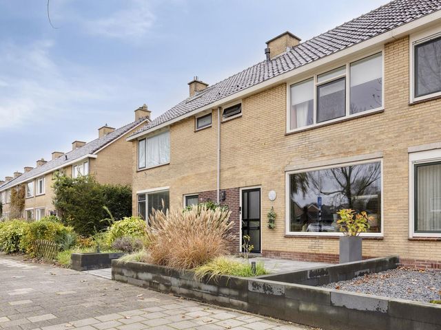 Esdoornlaan 34, Heerhugowaard