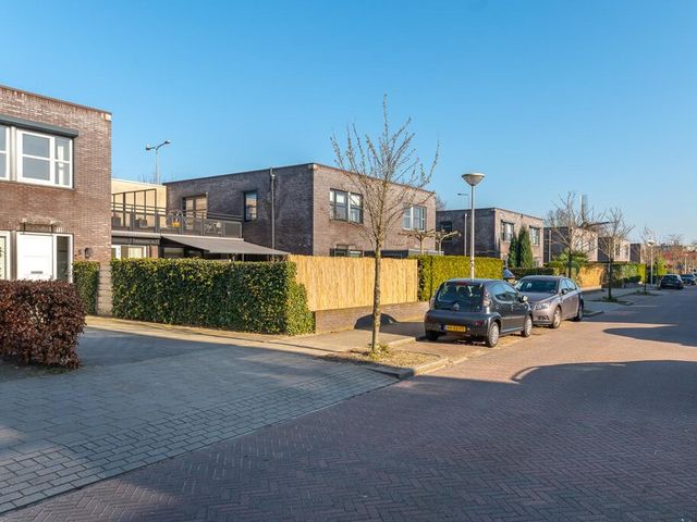 Nieuw-Guineastraat 5, Zwolle