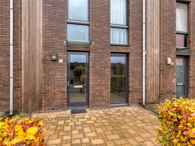 Wolvegastraat 98, Tilburg