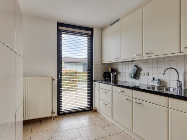 Wolvegastraat 98, Tilburg