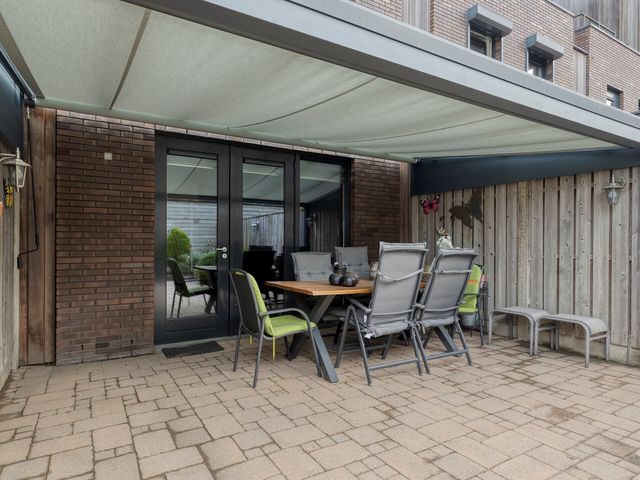 Wolvegastraat 98, Tilburg