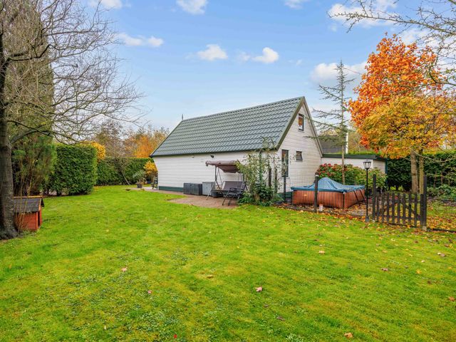 Vogels' Tún 18, Tzummarum