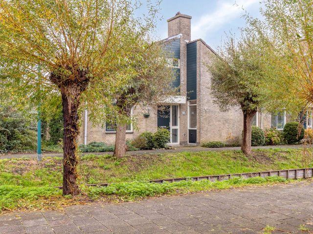 Annie M.G. Schmidtlaan 39, Oegstgeest