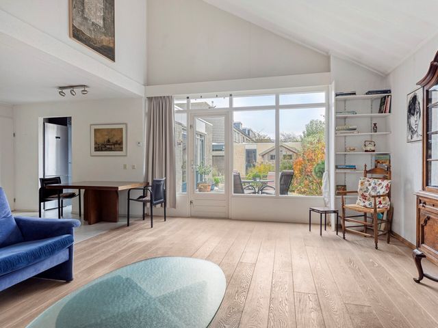 Annie M.G. Schmidtlaan 39, Oegstgeest