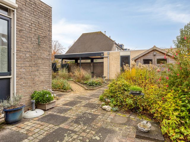 Annie M.G. Schmidtlaan 39, Oegstgeest