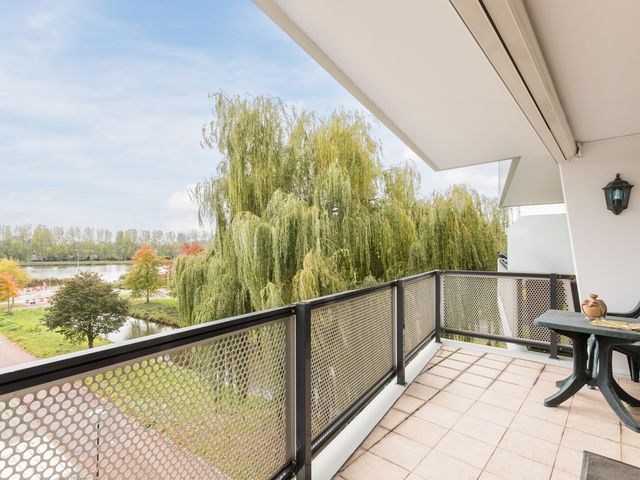 Mia Van Ijperenplein 43, Rotterdam