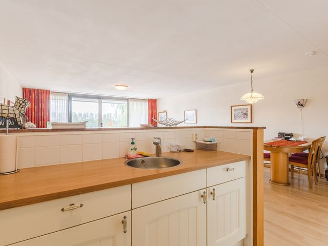 Mia Van Ijperenplein 43, Rotterdam