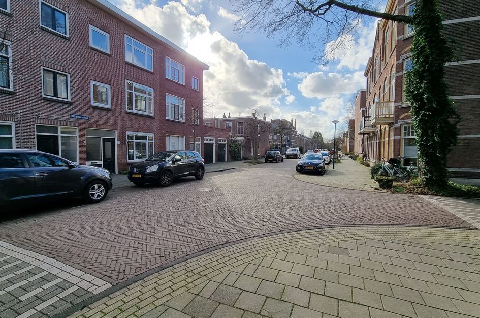 Drie Octoberstraat 20a
