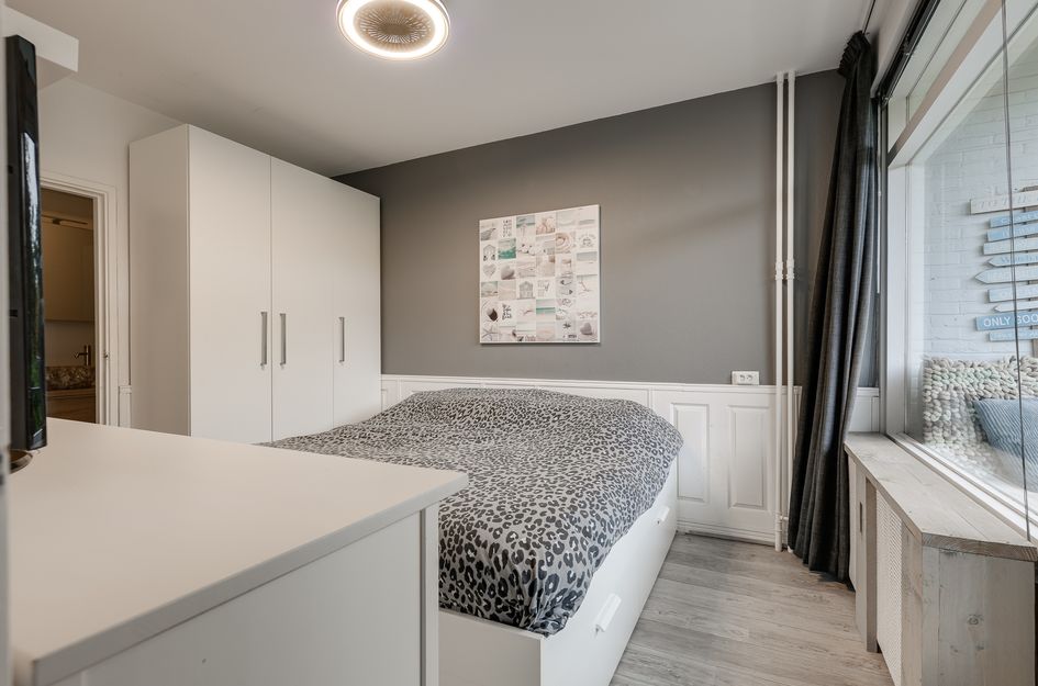 Burg Caan van Necklaan 530