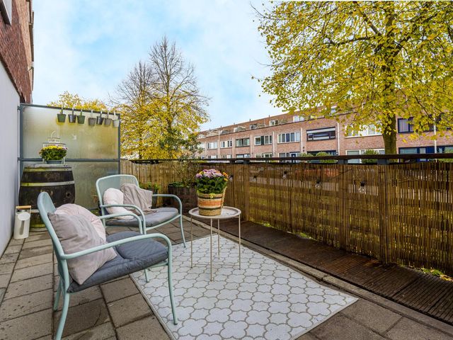 Emily Brontësingel 125, Arnhem