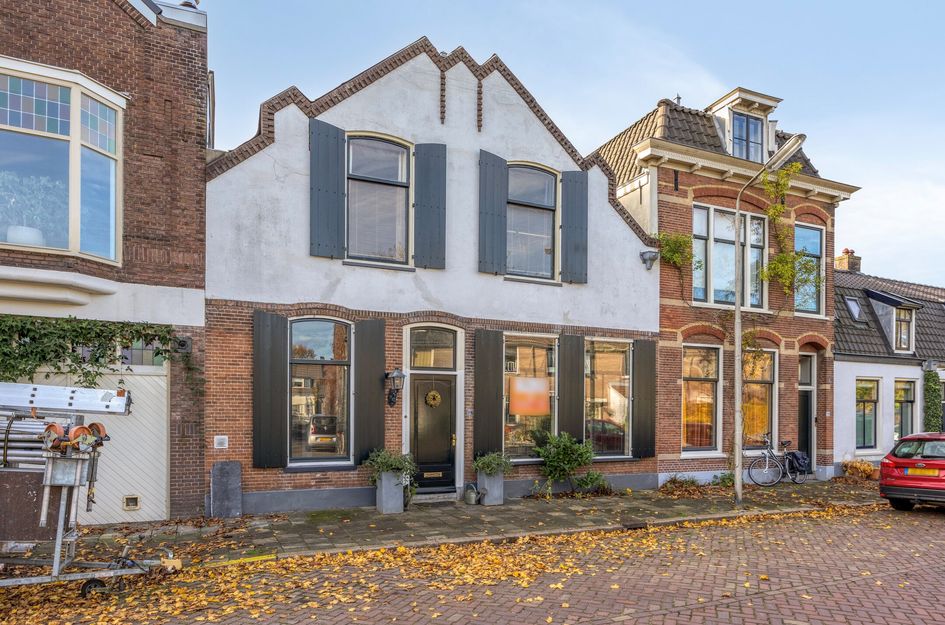 Hoofdstraat 100