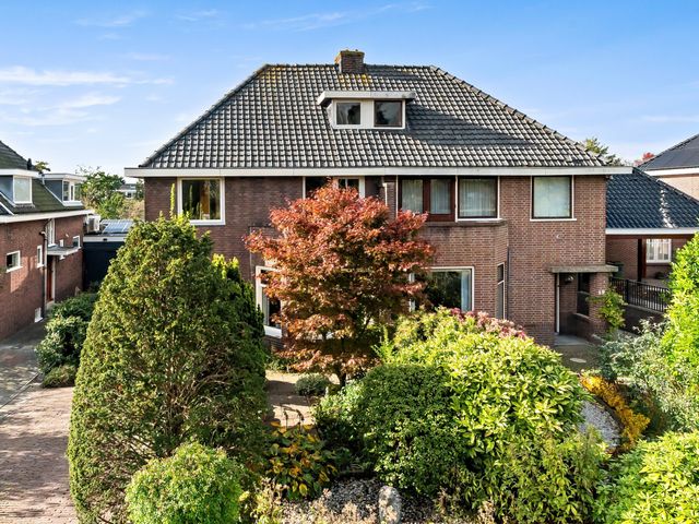 Kerkweg 20, Maasland