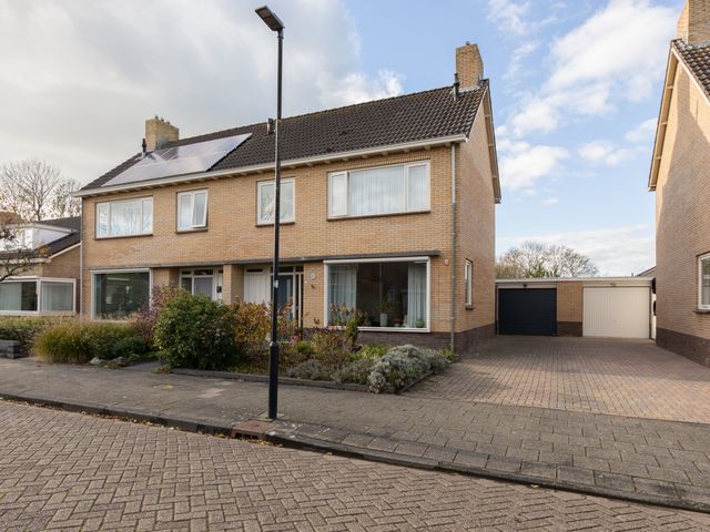 De Slinken 12, Bolsward