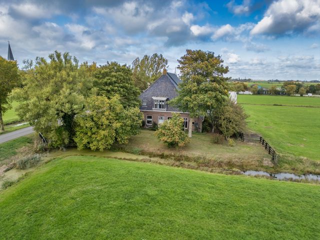 Doniaweg 25, Burgwerd