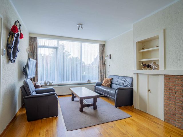 Molenlaan 52, Deurne