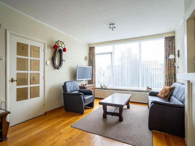 Molenlaan 52, Deurne