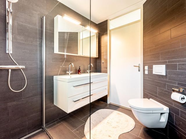 Valetaweg 94, Almere