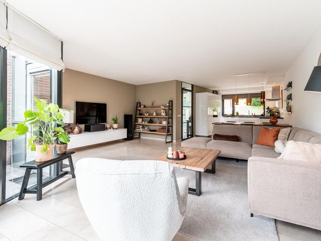 Valetaweg 94, Almere