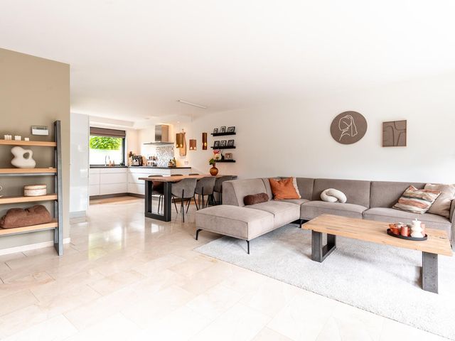 Valetaweg 94, Almere