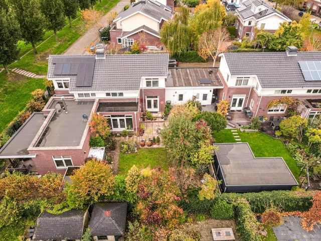 Constant Permekehof 18, Almere