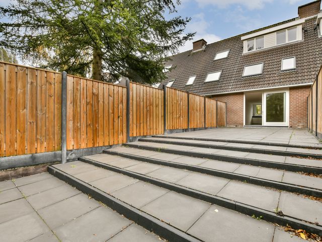 Troubadour 130, Amstelveen