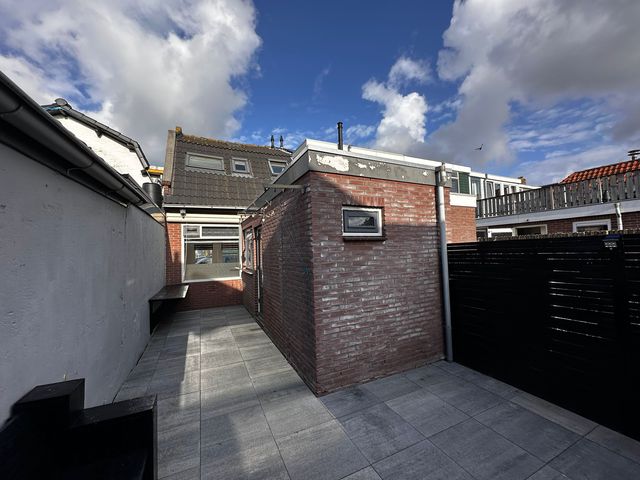 Jan in 't Veltstraat 122, Den Helder