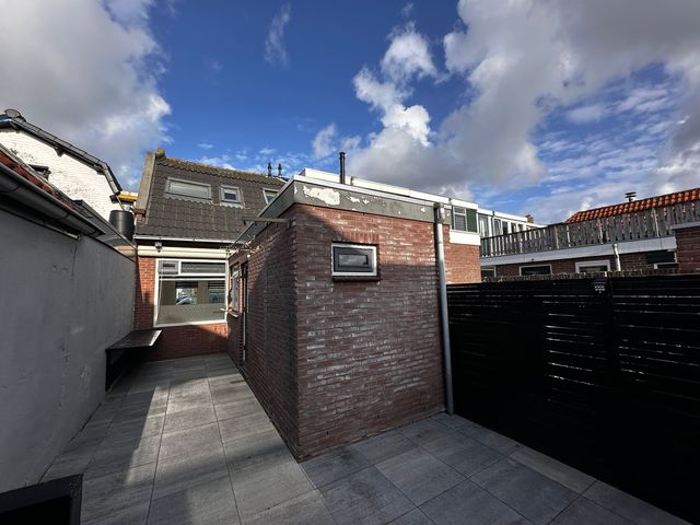 Jan in 't Veltstraat 122, Den Helder