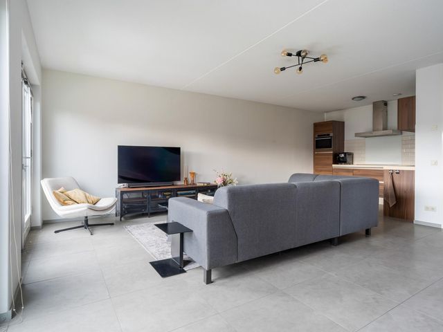 Veluwemeer 216, Woerden