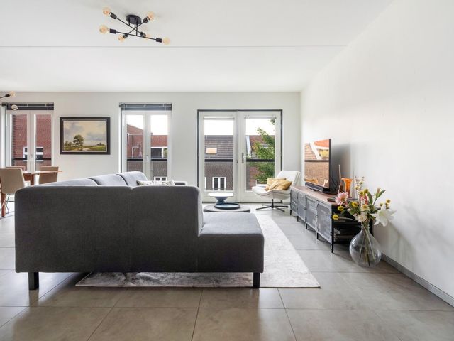 Veluwemeer 216, Woerden