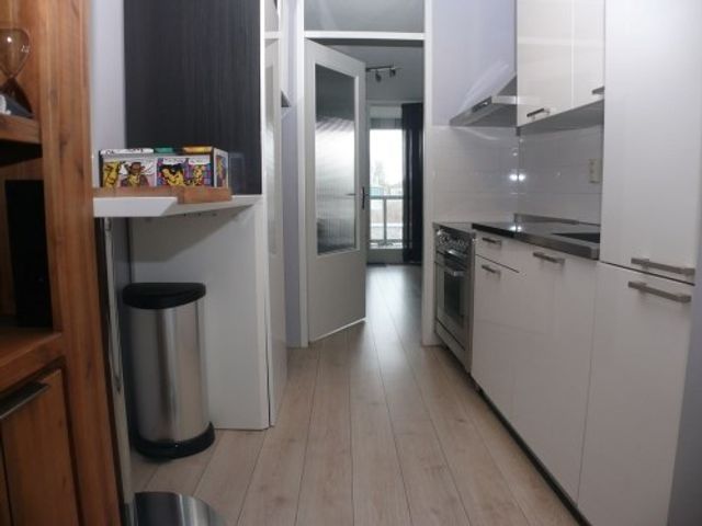 Peter Sellershof , Almere