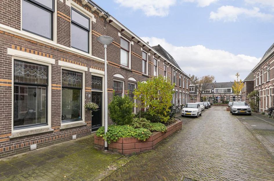 Bloemstraat 12