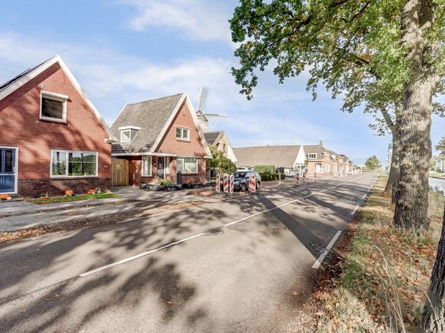 Hoofdkanaal WZ 104, Emmer-Compascuum