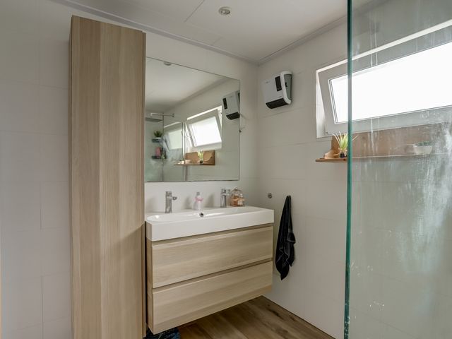 Hoofdkanaal WZ 104, Emmer-Compascuum