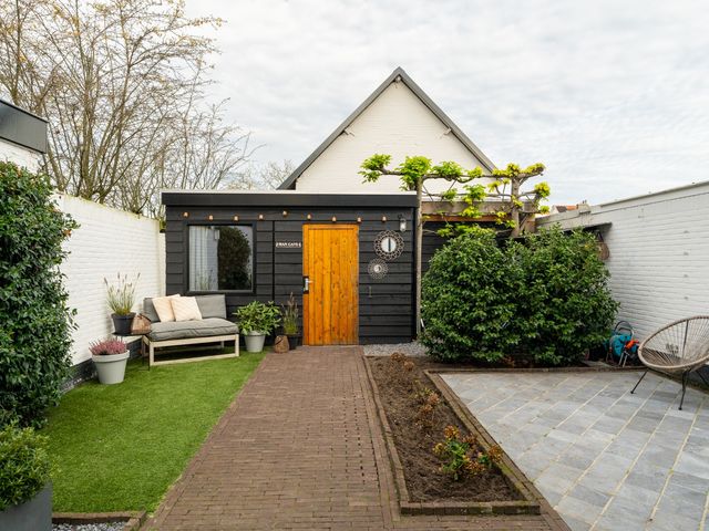 Burgemeester van der Klokkenlaan 47, Waalwijk