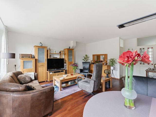 Akkerwinde 14, Alblasserdam